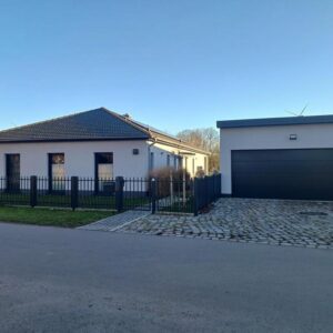 Exklusives Einfamilienhaus mit parkähnlicher Gartenanlage, hoher Autarkiegrad