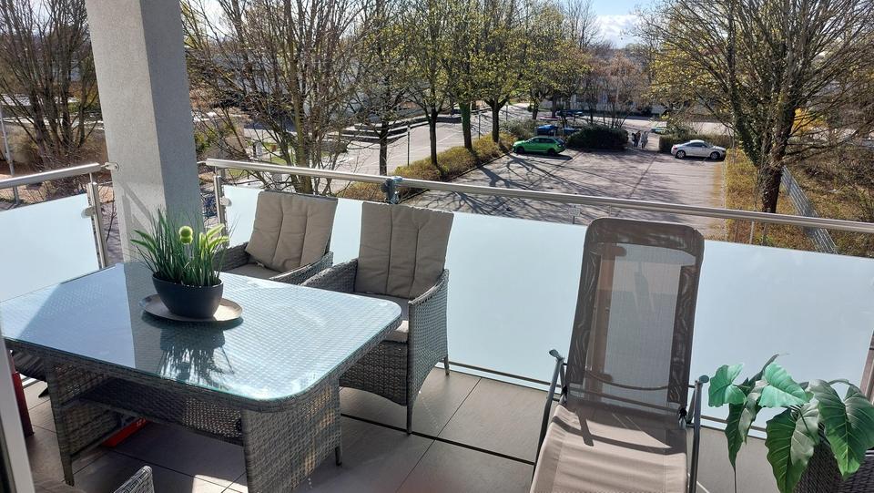 Neuwertige 3,5-Zimmer-Wohnung mit gehobener Ausstattung und Balkon