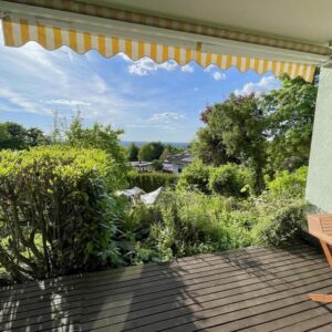 Charmantes, frisch renoviertes 1-Zi-Apartment mit Terrasse und Eifelblick