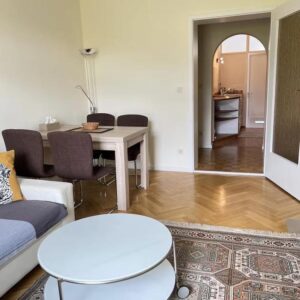 Helle, freundliche, voll möblierte Wohnung in Haidhausen ( wird nur möbliert vermietet !))