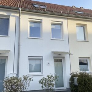 Modernes Reihenmittelhaus, Energiesparhaus mit Garten & Stellplatz aus 2016