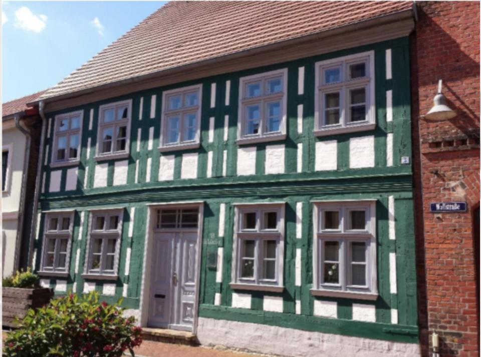 99 Minuten von Berlin l ein Schmuckstück l alt trifft auf moderne