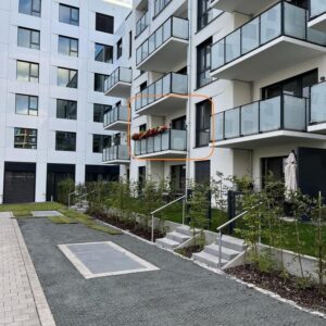 Neubau – hochwertige 2 Zi Whg 51 qm mit EBK + Südbalkon und Seezugang mit TG-Stellplatz