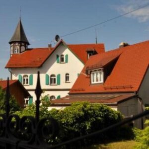 Jugendstilvilla mit Garten und Weitblick