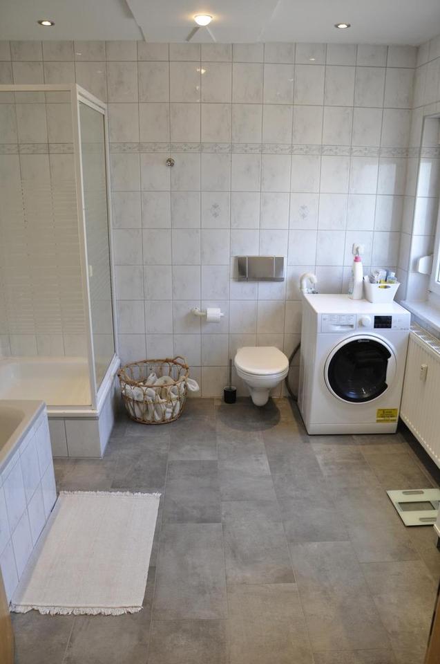 Moderne 3-Zimmer-Dachgeschoss-Maisonettewohnung mit Terrasse und Einzelgarage! – Bild 10