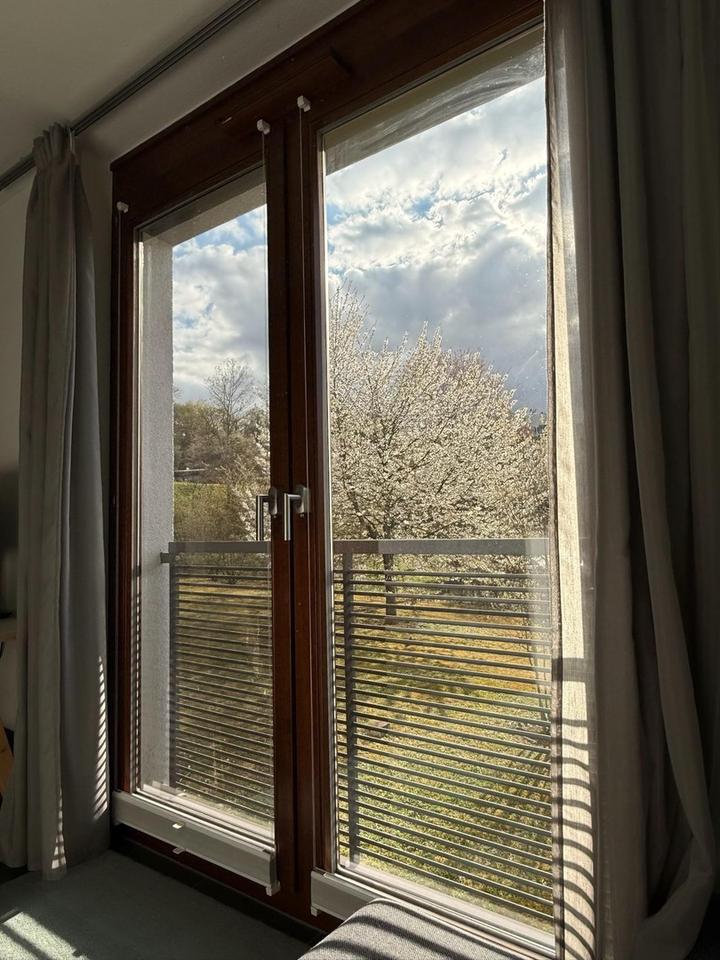 Lichtdurchflutete 3,5-Zimmer-Wohnung mit Panoramablick – teilmöbliert möglich – Bild 6