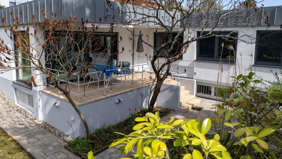 Großzügiger, heller, energetisch sanierter Bungalow in bester Wohnlage von Darmstadt