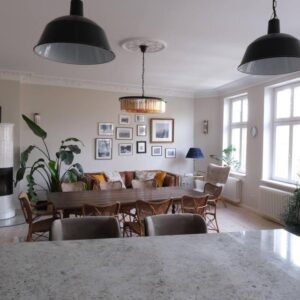 Privatverkauf: Exklusive Altbauwohnung mit Wasserturmblick in Bestlage