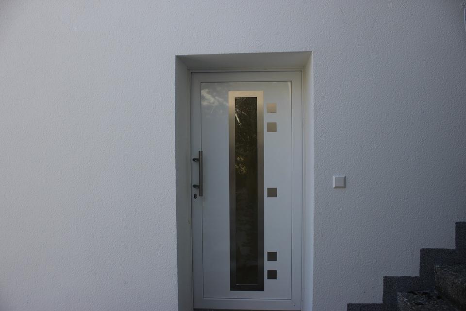 Möblierte 1.5-Zi-Wo mit Balkon und Garten – Bild 19