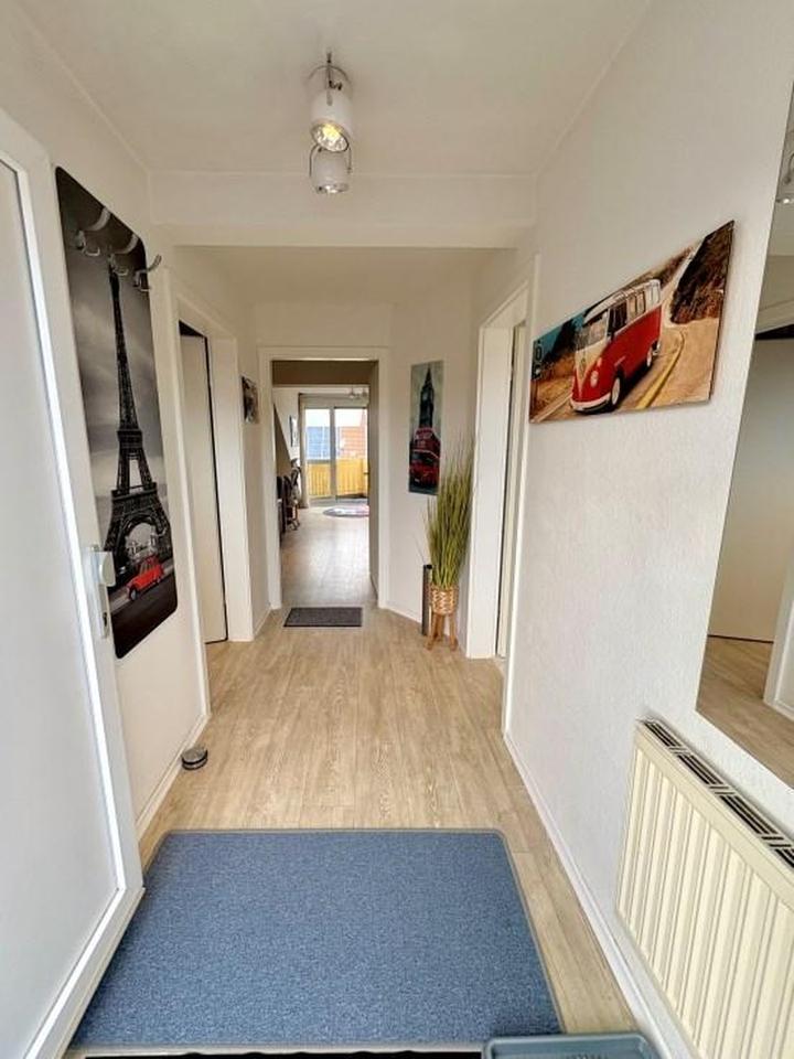 Liebevoll möblierte 2-Zimmerwohnung mit Balkon – bezugsfrei, ruhig & mitten in Fürth – Bild 2