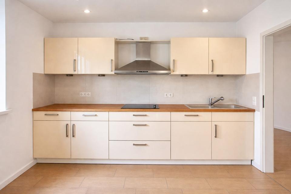 Modern wohnen in Lüneburg – stilvolle Doppelhaushälfte mit Garten & Carport – Bild 6