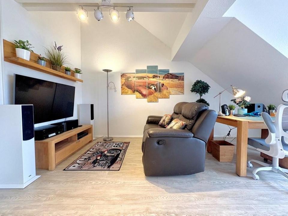 Liebevoll möblierte 2-Zimmerwohnung mit Balkon – bezugsfrei, ruhig & mitten in Fürth – Bild 10