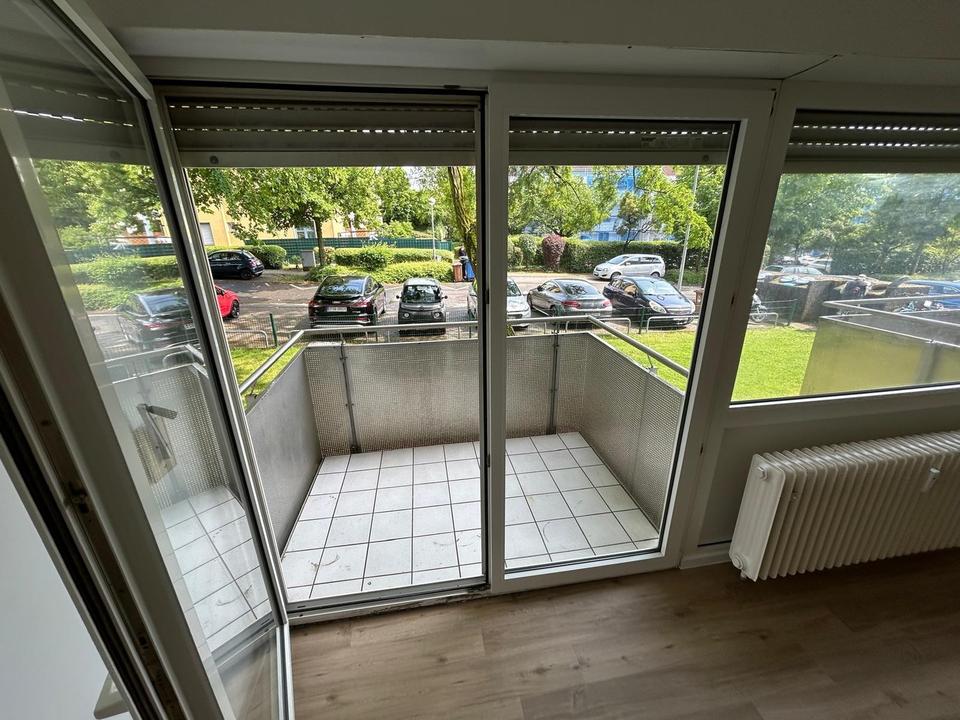 Modernisiertes Apartment // Küche und Balkon! – Bild 5