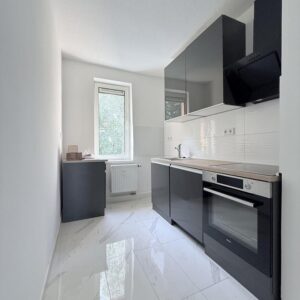 Helle und moderne 2 Zi. Whg/ 47Qm/ Küche/ Keller