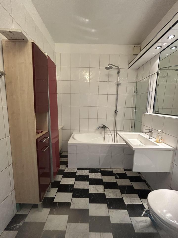 Großzügige 4-Zimmer-Wohnung (108 qm) in Hanau – inkl. Einbauküche & 2 Stellplätzen – Bild 10