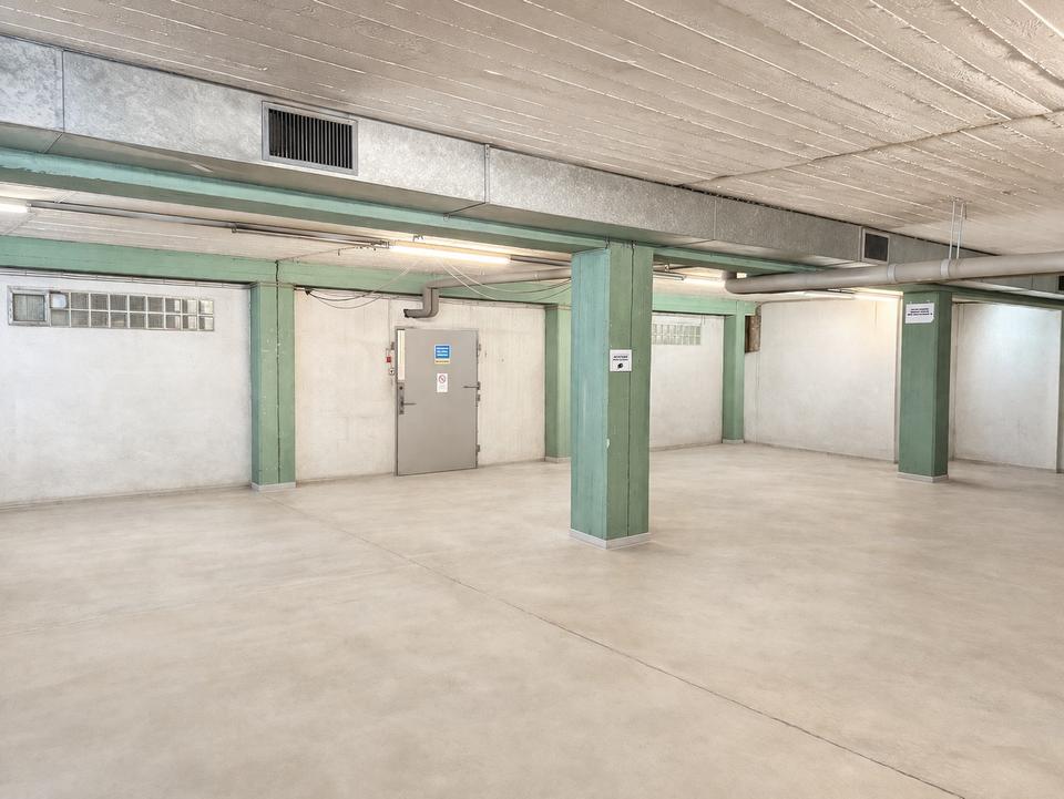 Lager/Produktion & Büro - ca. 8500 qm - teilweise saniert – Bild 22