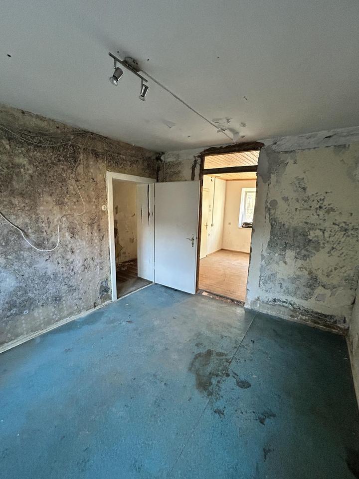 Renovieren und Einziehen, Garten vorhanden. – Bild 2