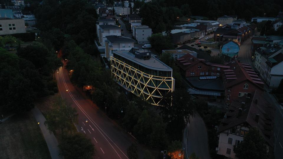 Moderne Bürofläche PROVISIONSFREI nahe Festspielhaus – Bild 3