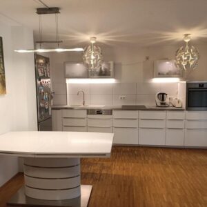 Selten in Bad Kreuznach: 100 m² Gartenwohnung mit 2 Bädern, 2 Terrassen, Carport und Stellplatz