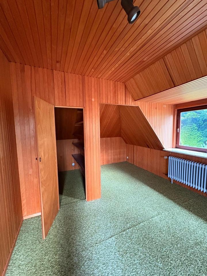 PLZ 22399 Großes Einfamilienhaus in Top Lage in Hamburg Poppenbüttel – Bild 10