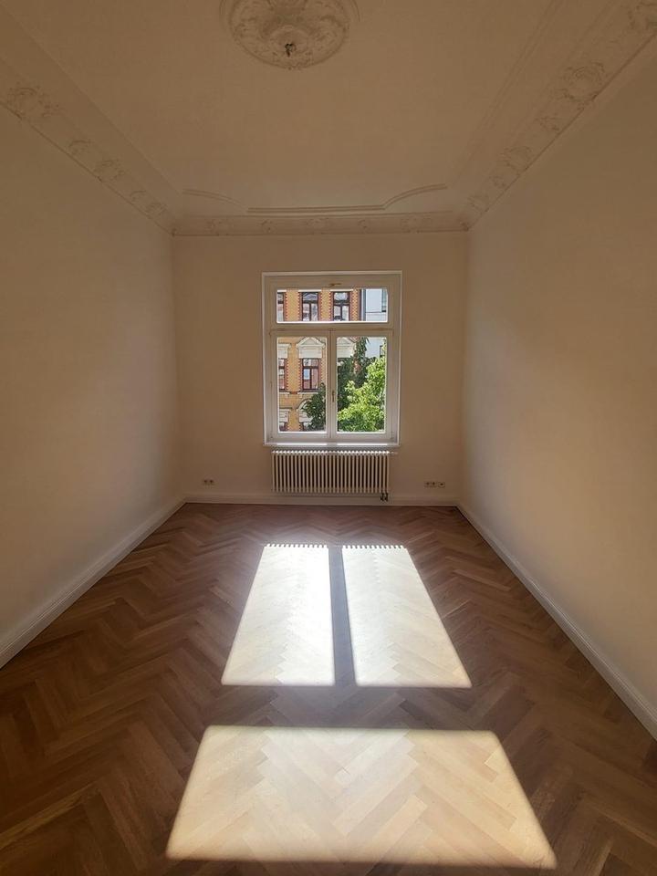 Kernsanierte 3-Zimmer-Wohnung mit großem Balkon zu vermieten