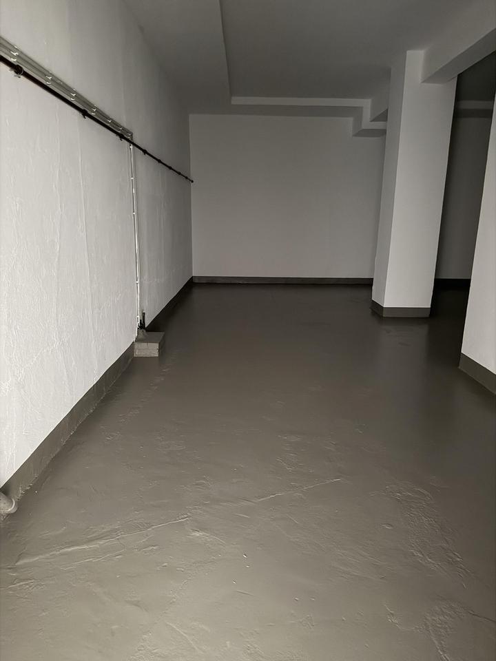 Lagerfläche 90 qm mit Hochrampe