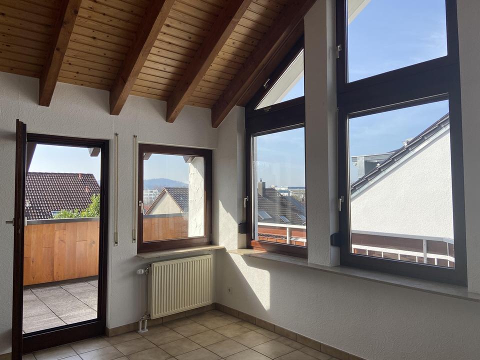 Großzügige 3,5-Zimmer-Wohnung in Winnenden (Hungerberg) – Bild 2