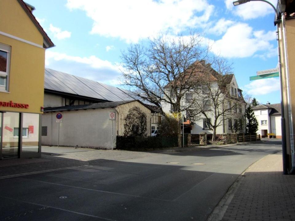 Haus-Hof-Wirtschaftsgebäude m. PV 96kw/p Anlage – Bild 2