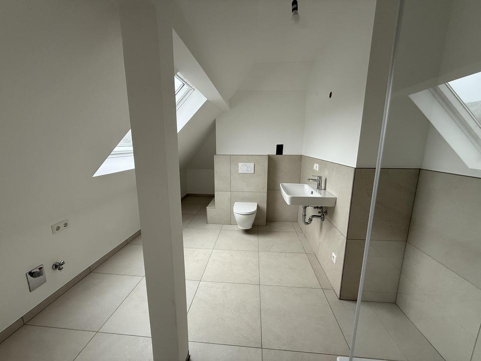 Möbliertes WG Zimmer in 5er WG - zentral in Heilbronn – Bild 5