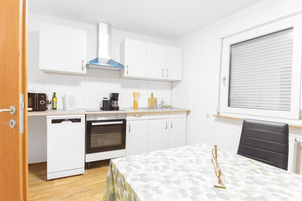 Möbliertes WG-Zimmer in zentraler Lage von Heilbronn (ab sofort) – Bild 4