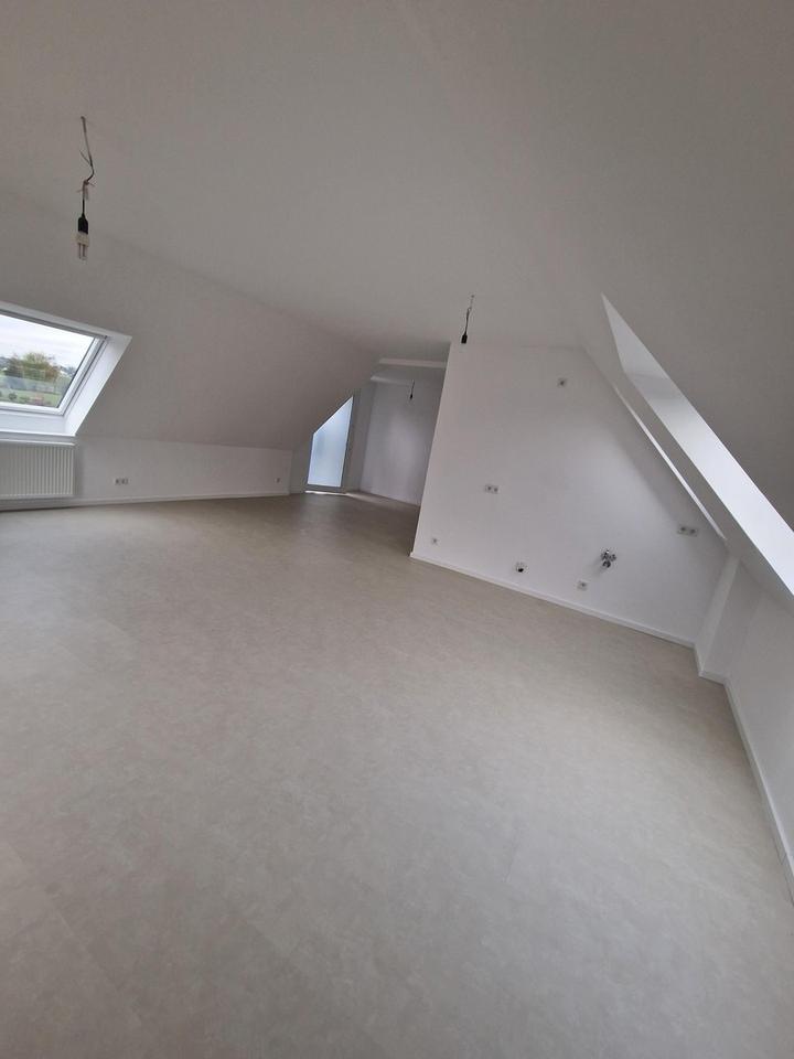 Moderne 2,5-Zimmer-Wohnung mit Dachterrasse & Balkon- eigener Eingang – Bild 13