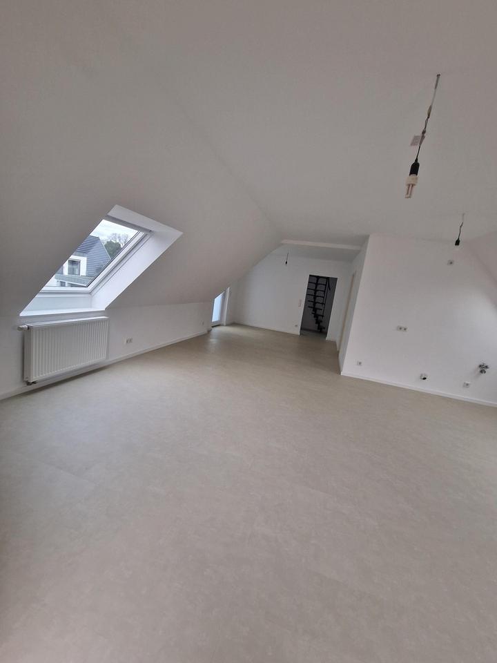 Moderne 2,5-Zimmer-Wohnung mit Dachterrasse & Balkon- eigener Eingang – Bild 6