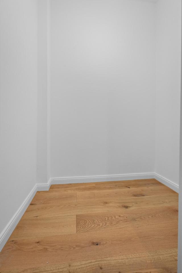 Erstbezug nach Sanierung: 2-Zimmer Wohnung mit Einbauküche und Balkon – Bild 5