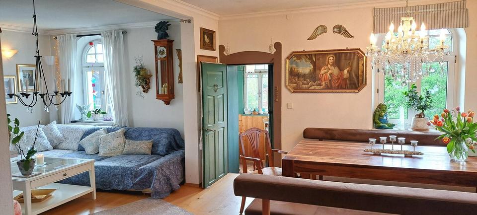 Jugendstilvilla mit Garten und Weitblick – Bild 16