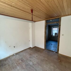 Renovieren und Einziehen, Garten vorhanden.