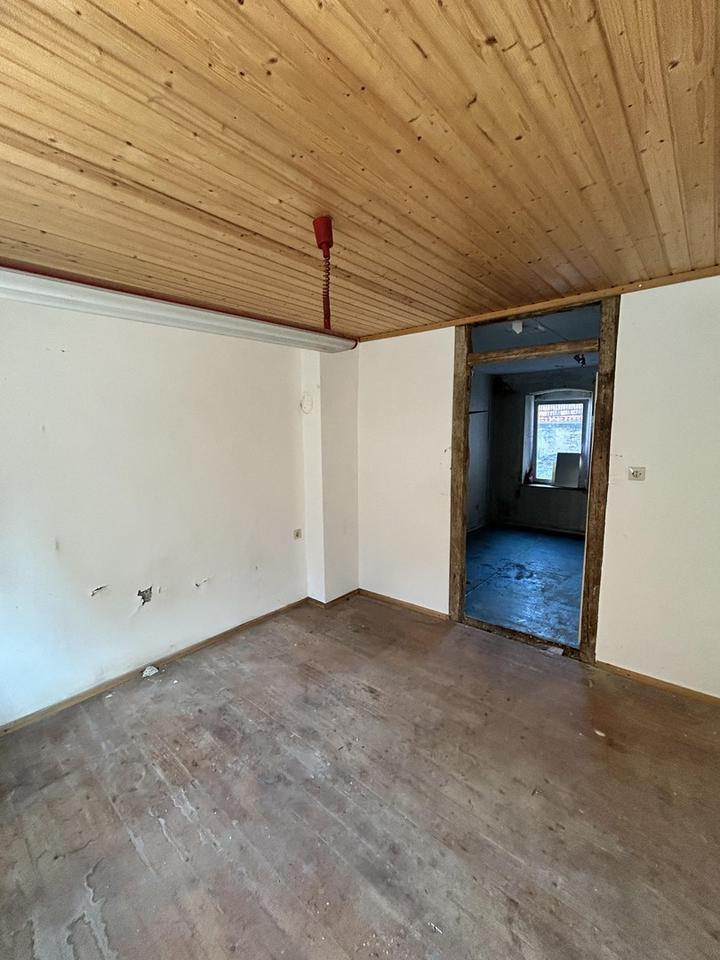 Renovieren und Einziehen, Garten vorhanden.