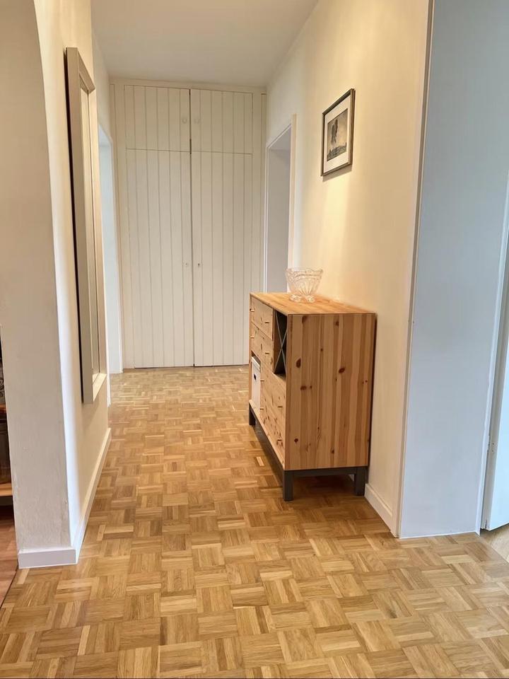 Helle, freundliche, voll möblierte Wohnung in Haidhausen ( wird nur möbliert vermietet !)) – Bild 11