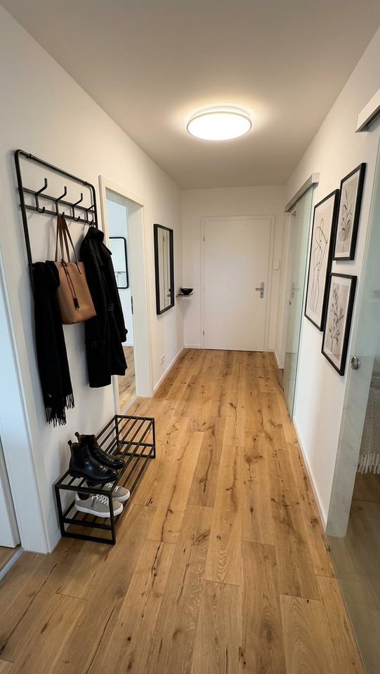 Neu renovierte 3 Zimmer Wohnung für Singles, Familien oder Kapitalanleger – Bild 3