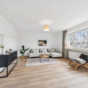 Raumwunder Königsbrunn: 97 m² frisch renoviert – Sofortbezug oder 5% Rendite