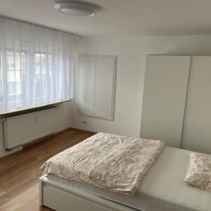 Möblierte 1-Zimmer inkl. Küche und eigener Dusche/WC