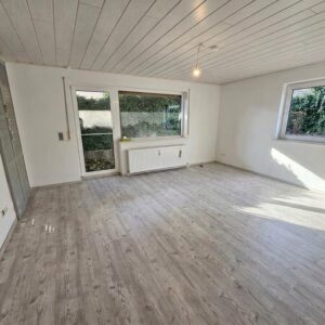 Großzügige 4-Zimmer-Wohnung mit Tageslichtbad in Neuberg-Ravolzhausen