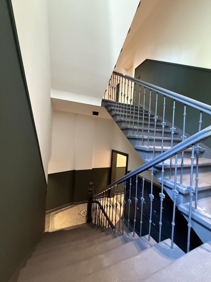 DG-Rohbau mit Vision – 220 m² & genehmigter Dachterrasse, Dachsanierung notwendig – Bild 3