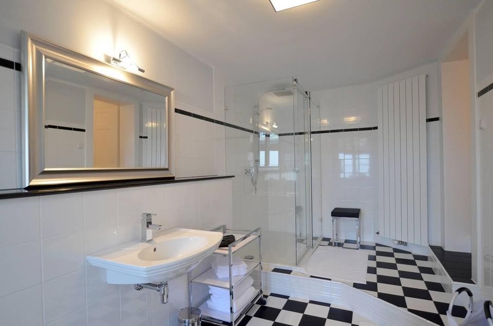 Panorama-Rheinblick / Excl. Wohnung in denkmalgeschützter Villa – Bild 30