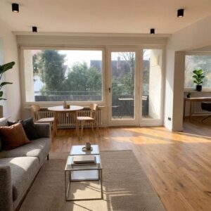 Modernisiert 2026: Helle 63 m² Wohnoase mit Stellplatz in Frankfurt!