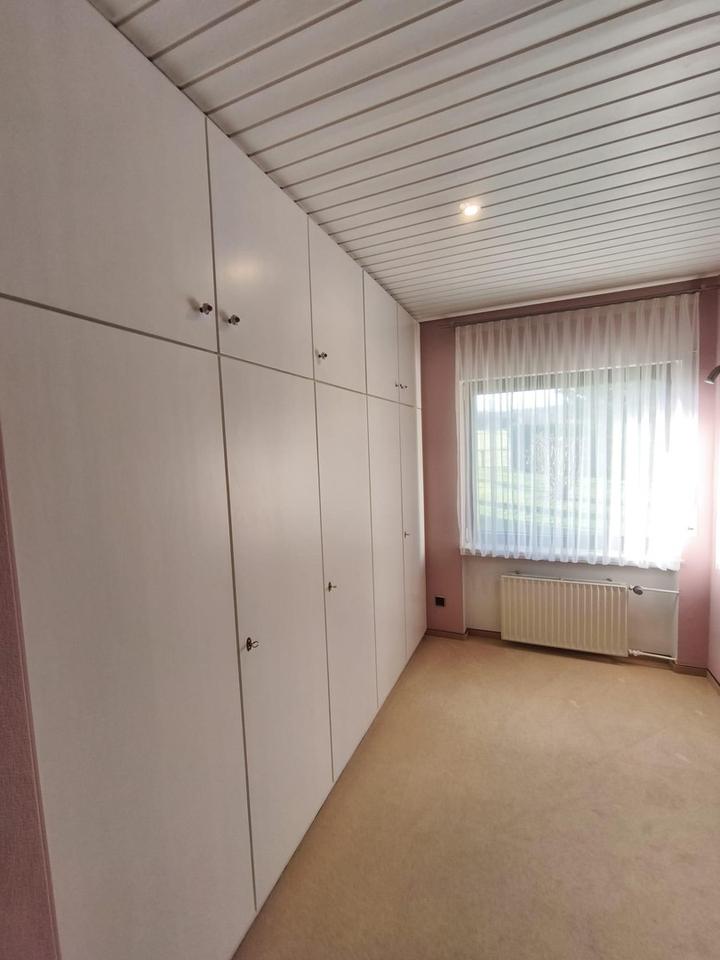 Großzügiges Einfamilienhaus mit Einliegerwohnung in toller Lage – Bild 27