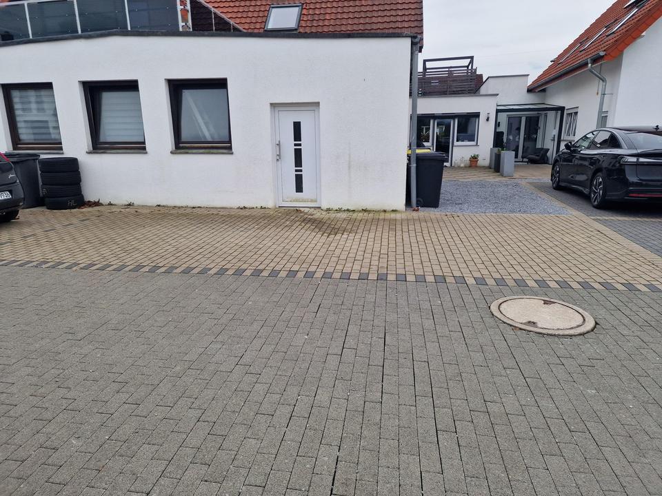 Moderne 2,5-Zimmer-Wohnung mit Dachterrasse & Balkon- eigener Eingang – Bild 23