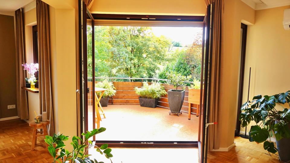 Ihr modernisiertes Smart-Home-Refugium: Panorama-Feldlage & hohe Energie-Unabhängigkeit – Bild 7