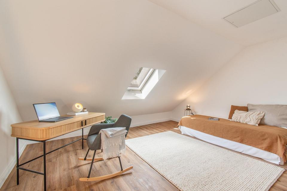 Modernisiertes, familienfreundliches Reihenhaus mit schönem Garten und Garage! – Bild 9