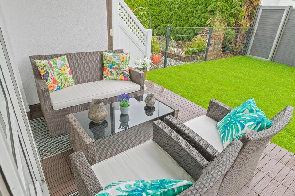 Lass die Sonne rein: Bezugsfreies Reihenhaus in Nürtingen-Enzenhardt frisch renoviert – Bild 3