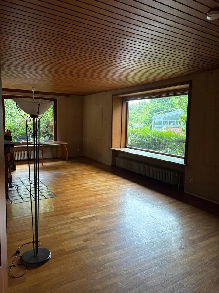 PLZ 22399 Großes Einfamilienhaus in Top Lage in Hamburg Poppenbüttel – Bild 7